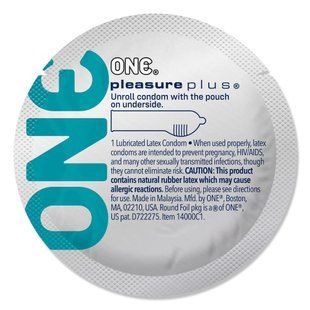 Презерватив ONE Pleasure Plus, 1 шт, з ребристою ділянкою на кінці, зі змазкою SX0762 фото